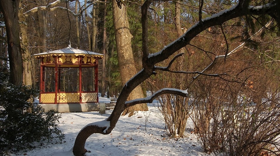 Julijev zdraviliški park