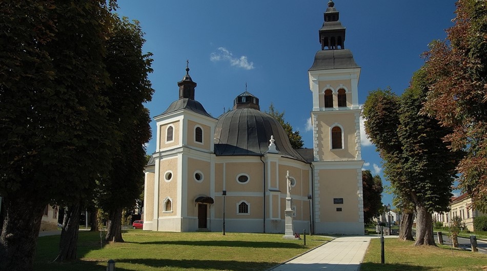 Katoliška cerkev Presvetog Trojstva