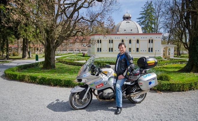 Krenuo motorom na put po Europi promovirati Daruvar