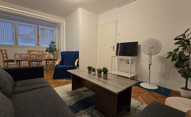 Apartman Mik***