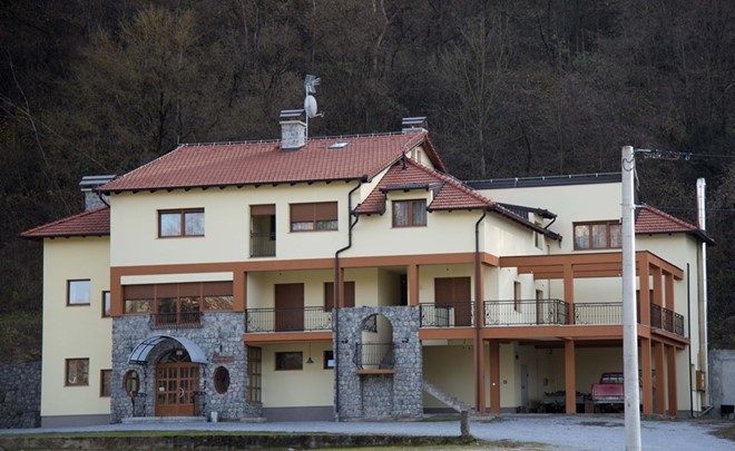 Lovska koča Javornik