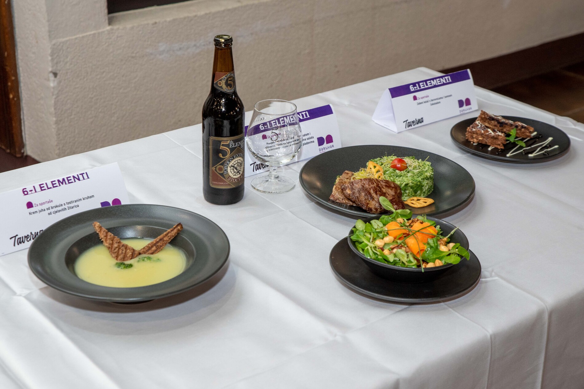 Taverna autor Predrag Uskokovic 3