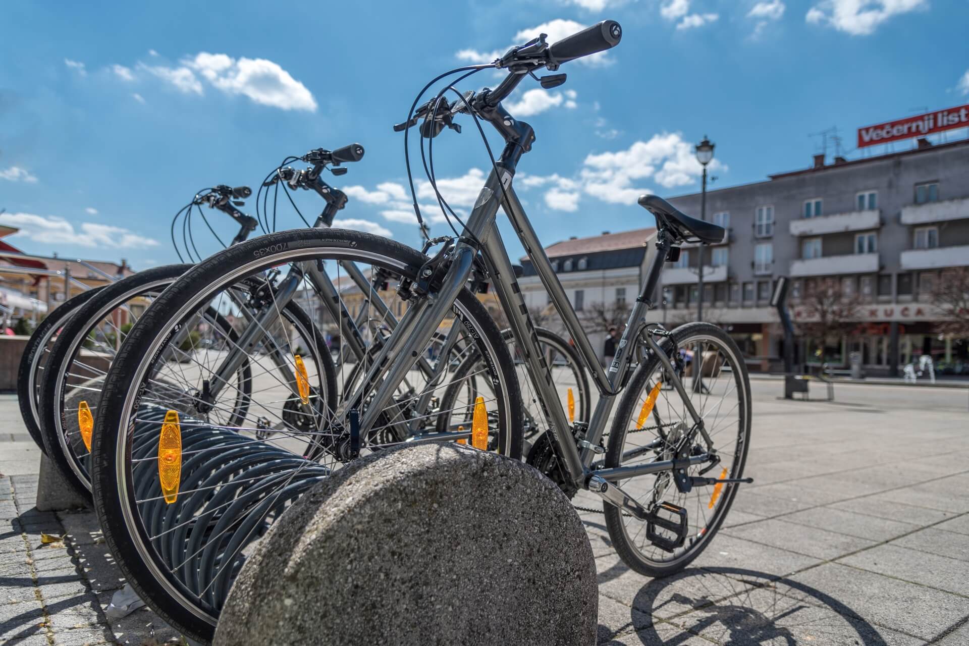 Rent_a_bike_autor_Predrag_Uskoković.jpg